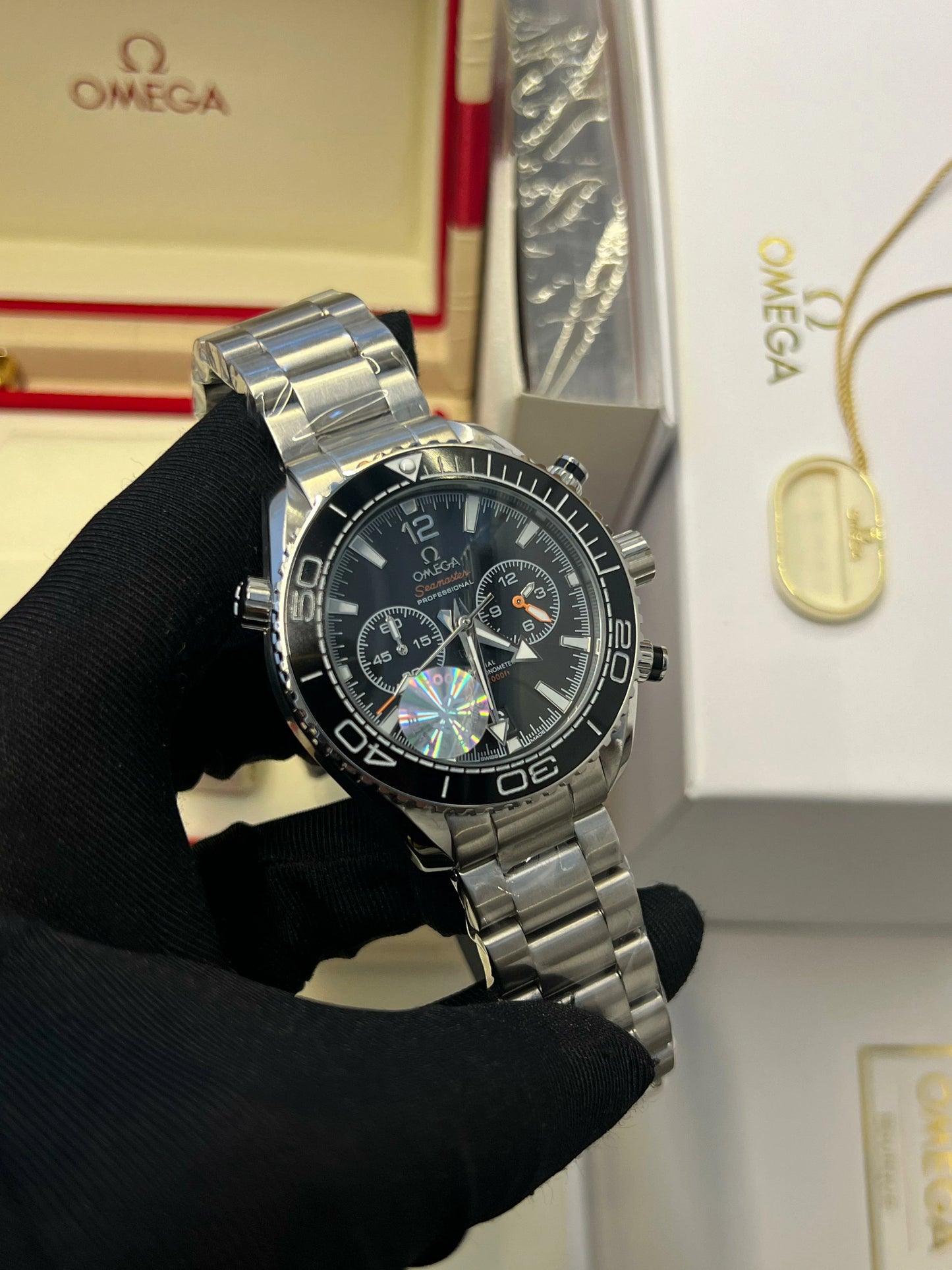 Men’s Battery Powered Wristwatch