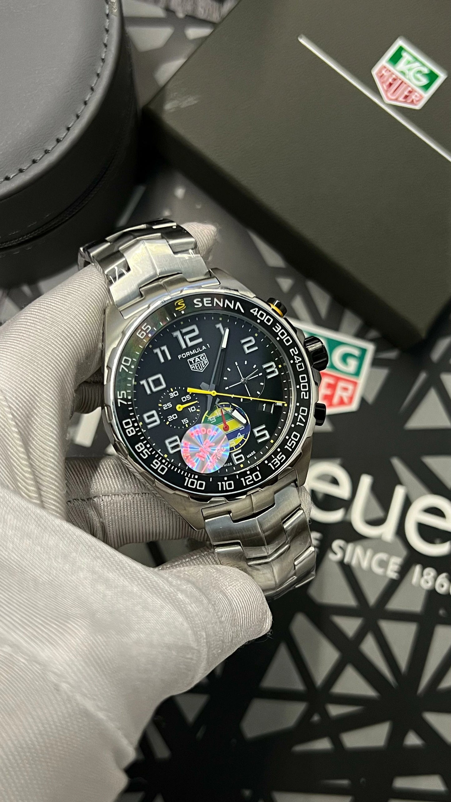 Men’s Steel Strap Wrist Watch