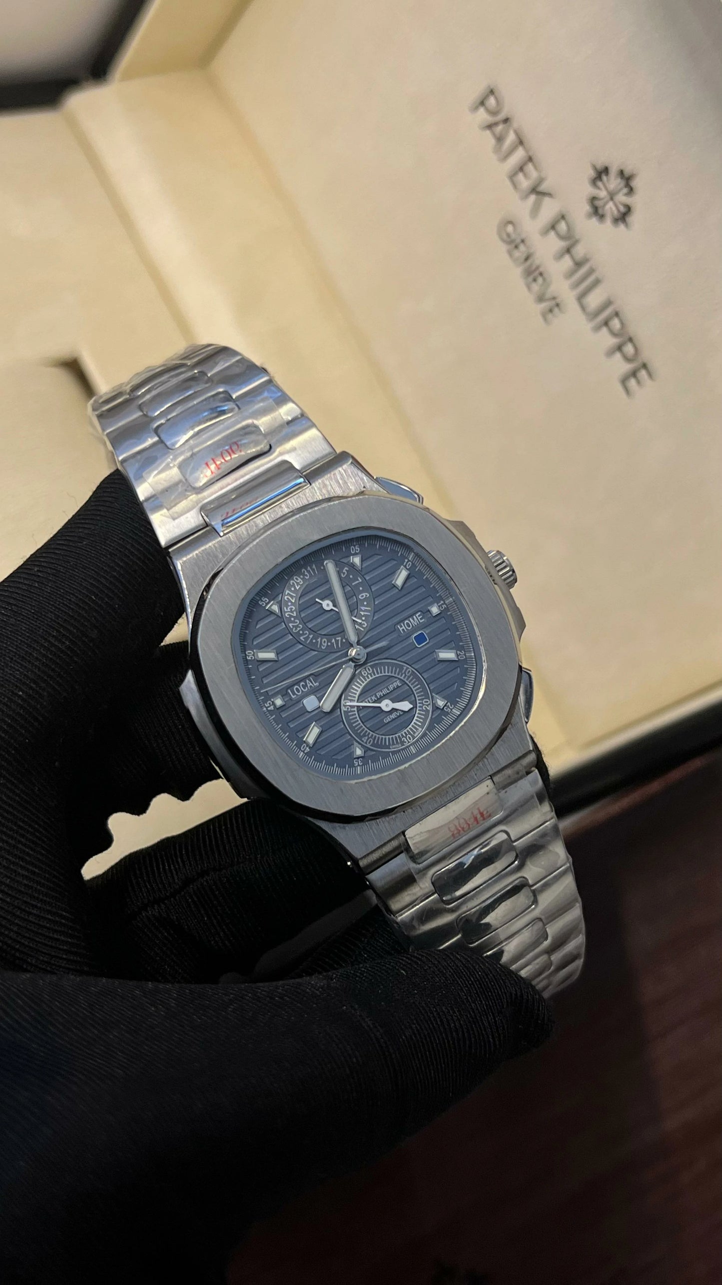 Iconic Calendar Series Automatic Watch