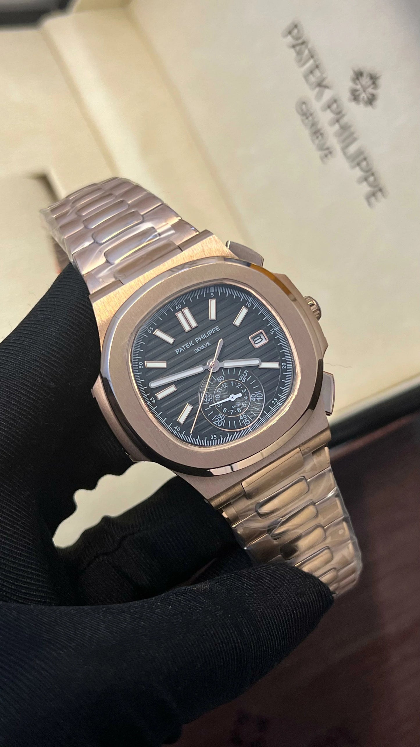 Iconic Calendar Series Automatic Watch