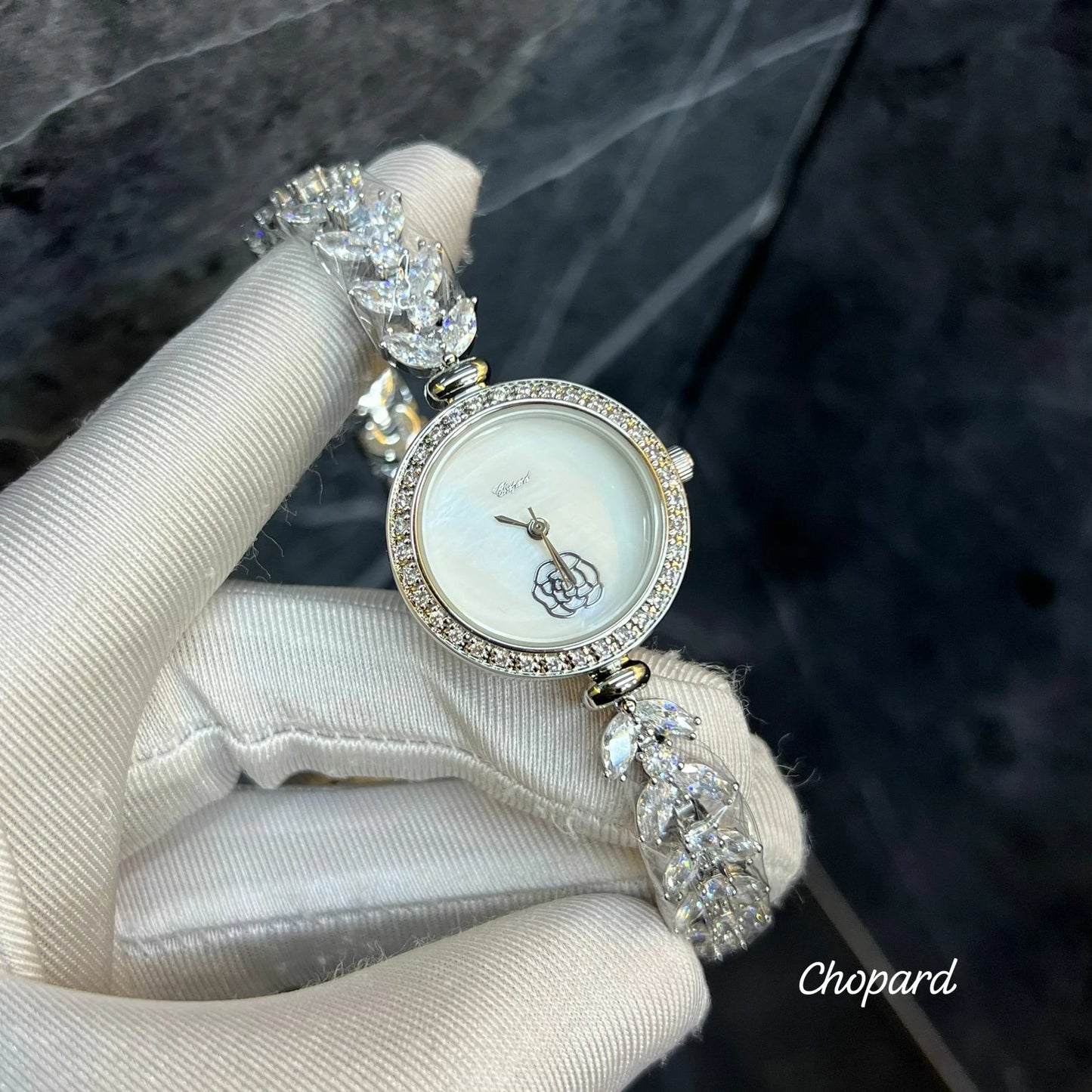 Women’s Elegant Wrist Watch