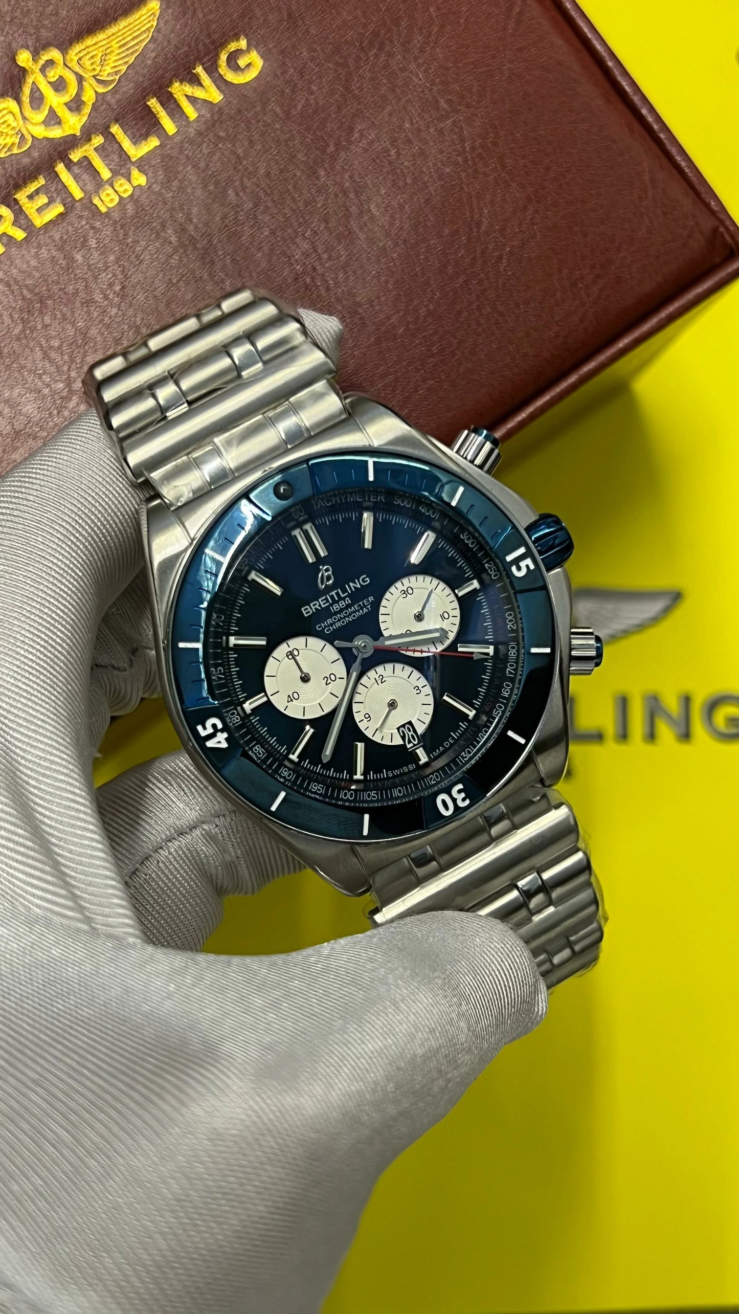 Men’s Everyday Battery Watch