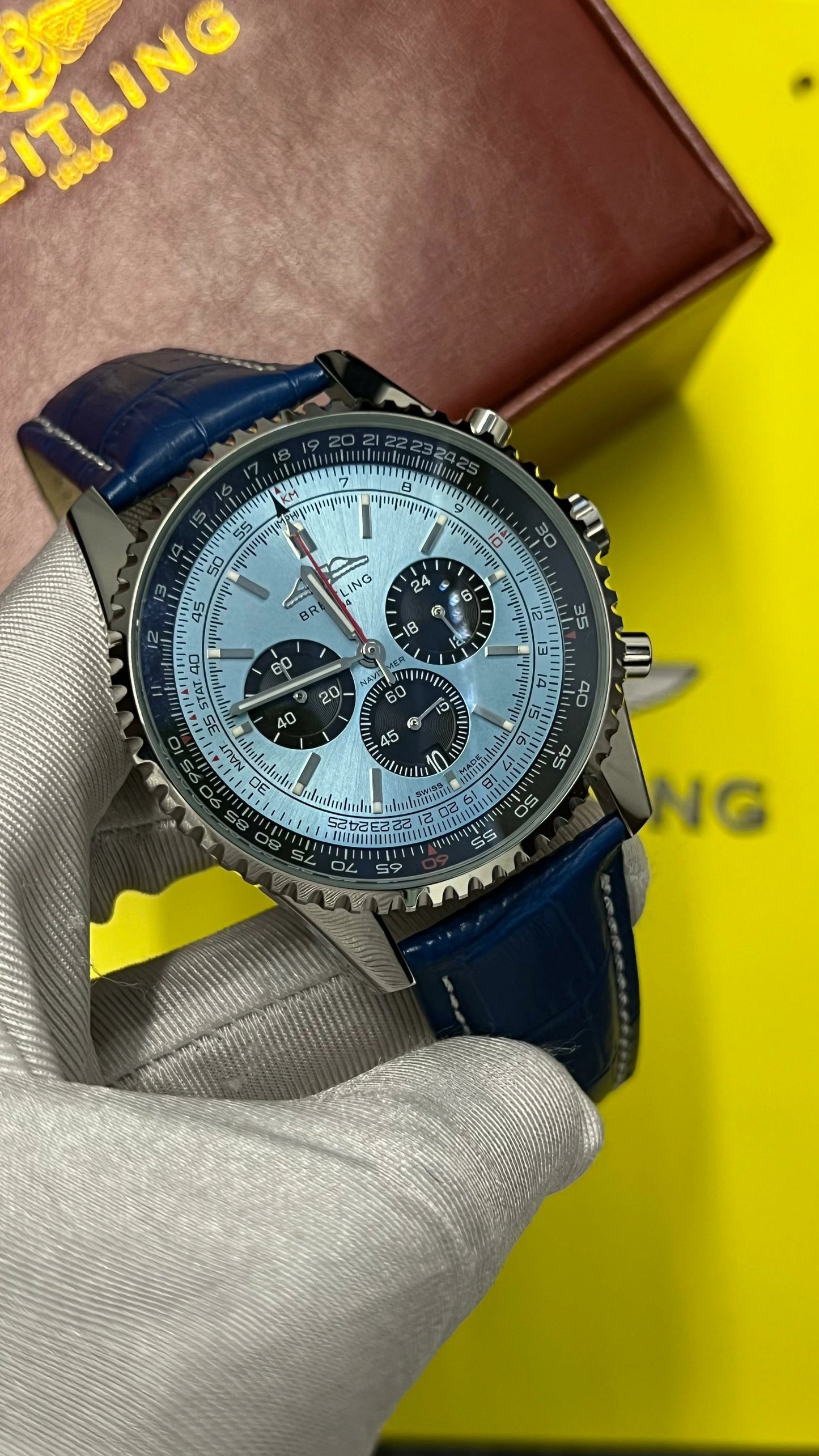 Men’s Battery Operated Watch