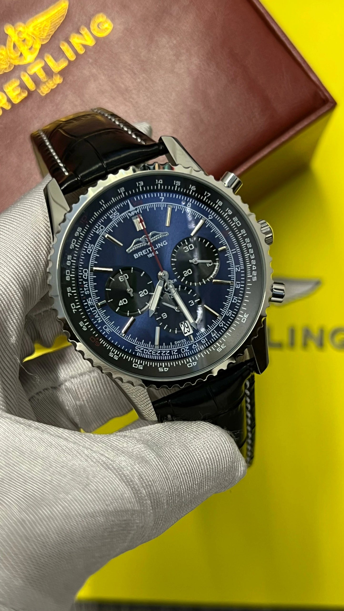 Men’s Battery Operated Watch