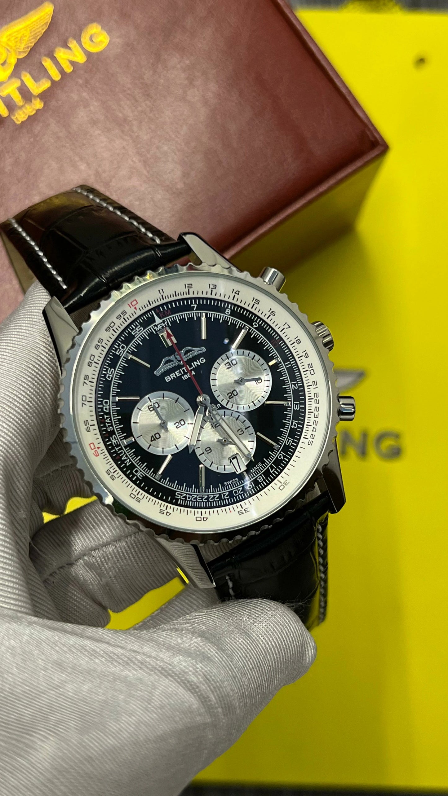 Men’s Battery Operated Watch