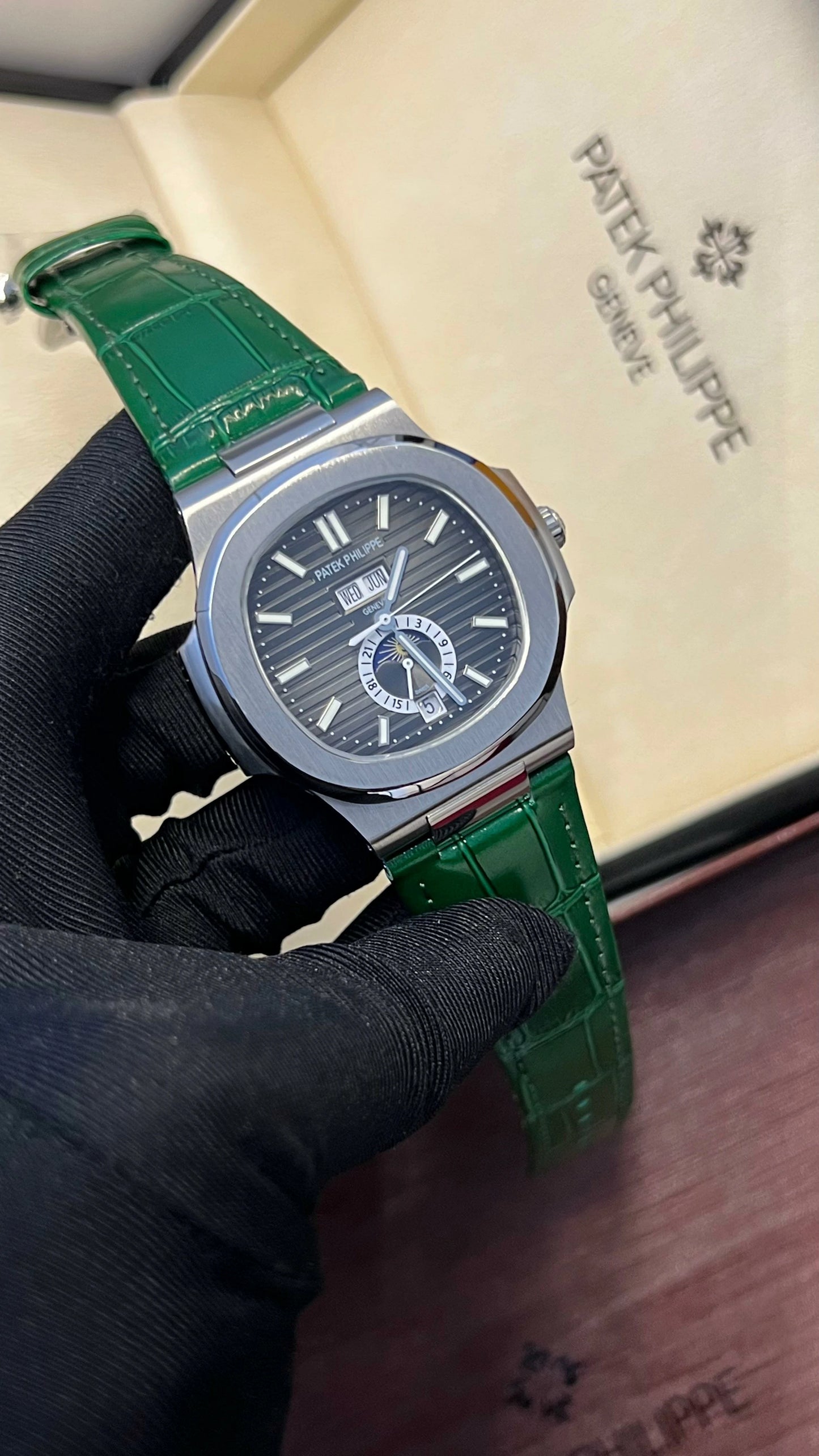 Daily Wear Self Winding Timepiece