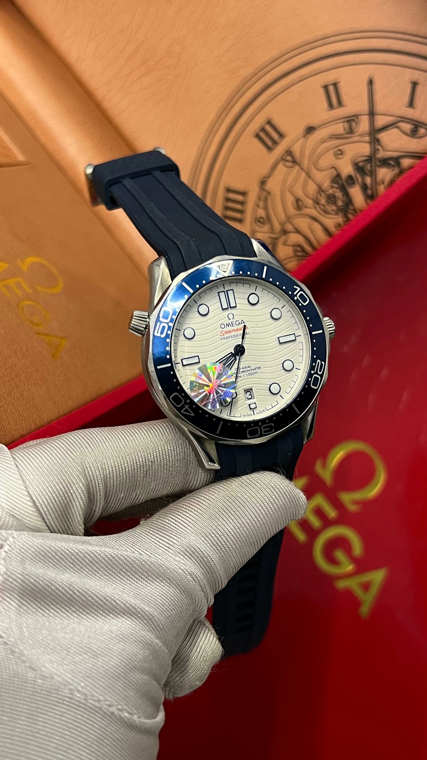 Classic Dial Mechanical Wristwatch