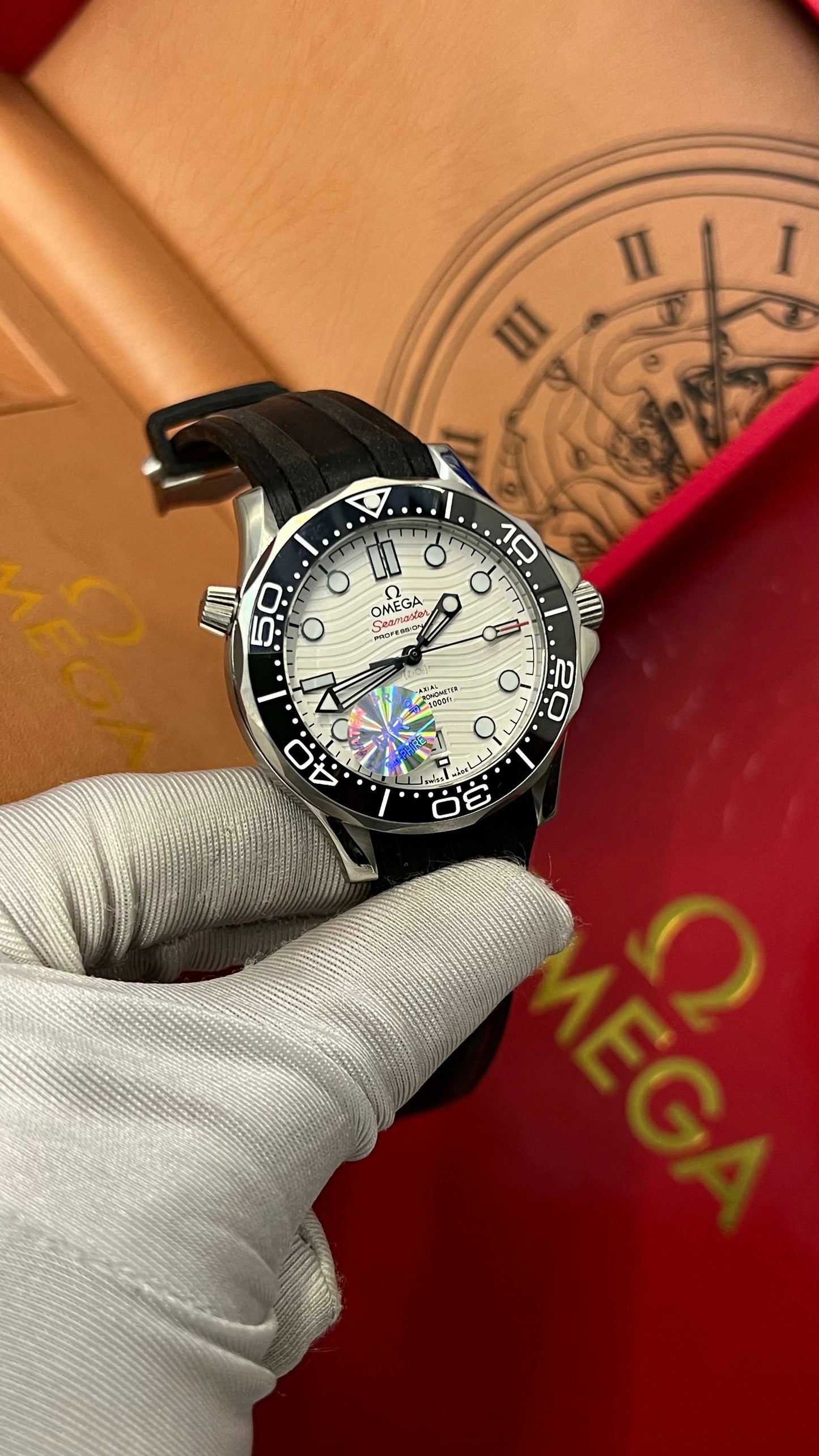 Classic Dial Mechanical Wristwatch