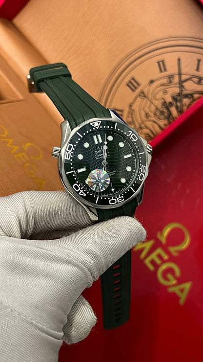 Classic Dial Mechanical Wristwatch