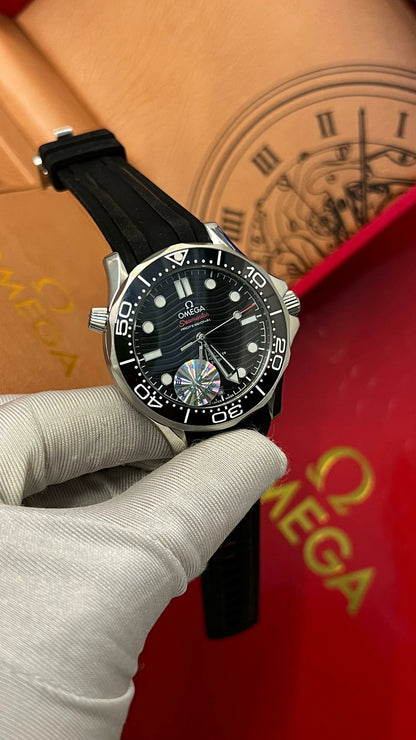 Classic Dial Mechanical Wristwatch