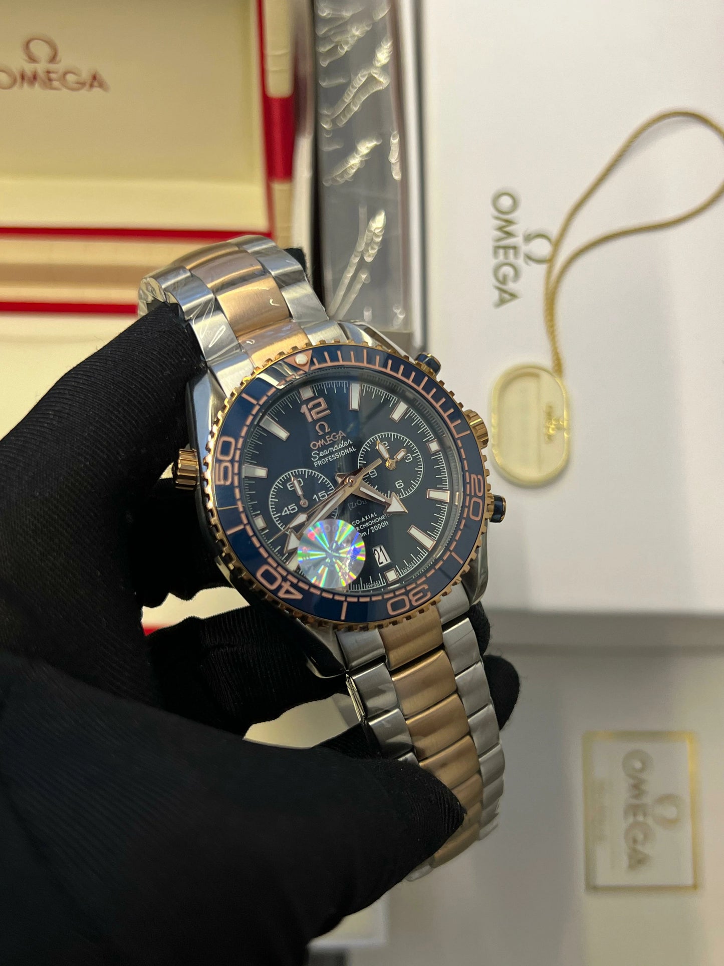 Men’s Battery Powered Wristwatch