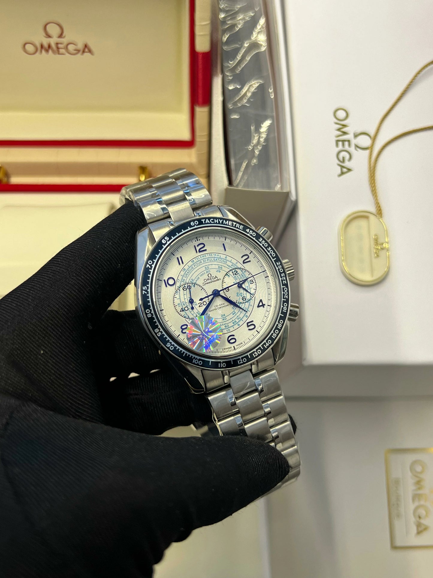 Men’s Battery Powered Wristwatch