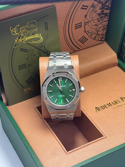 Men’s Automatic Watch with Timeless Design