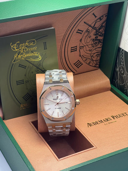 Men’s Automatic Watch with Timeless Design