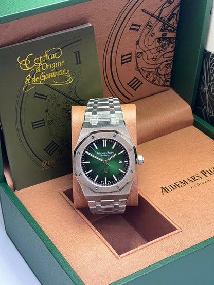 Men’s Automatic Watch with Timeless Design