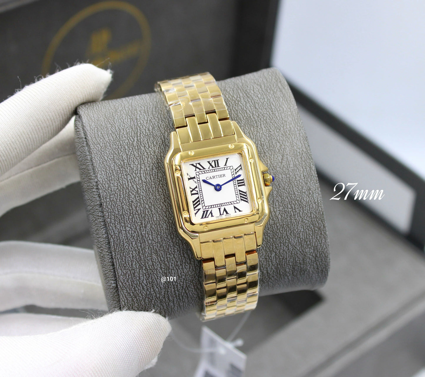 Classic Style Women’s quartz Wrist Watch