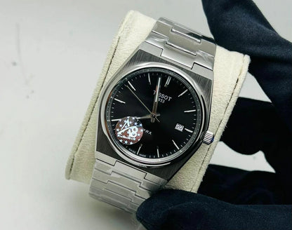 Classic Men’s quartz Wrist Watch