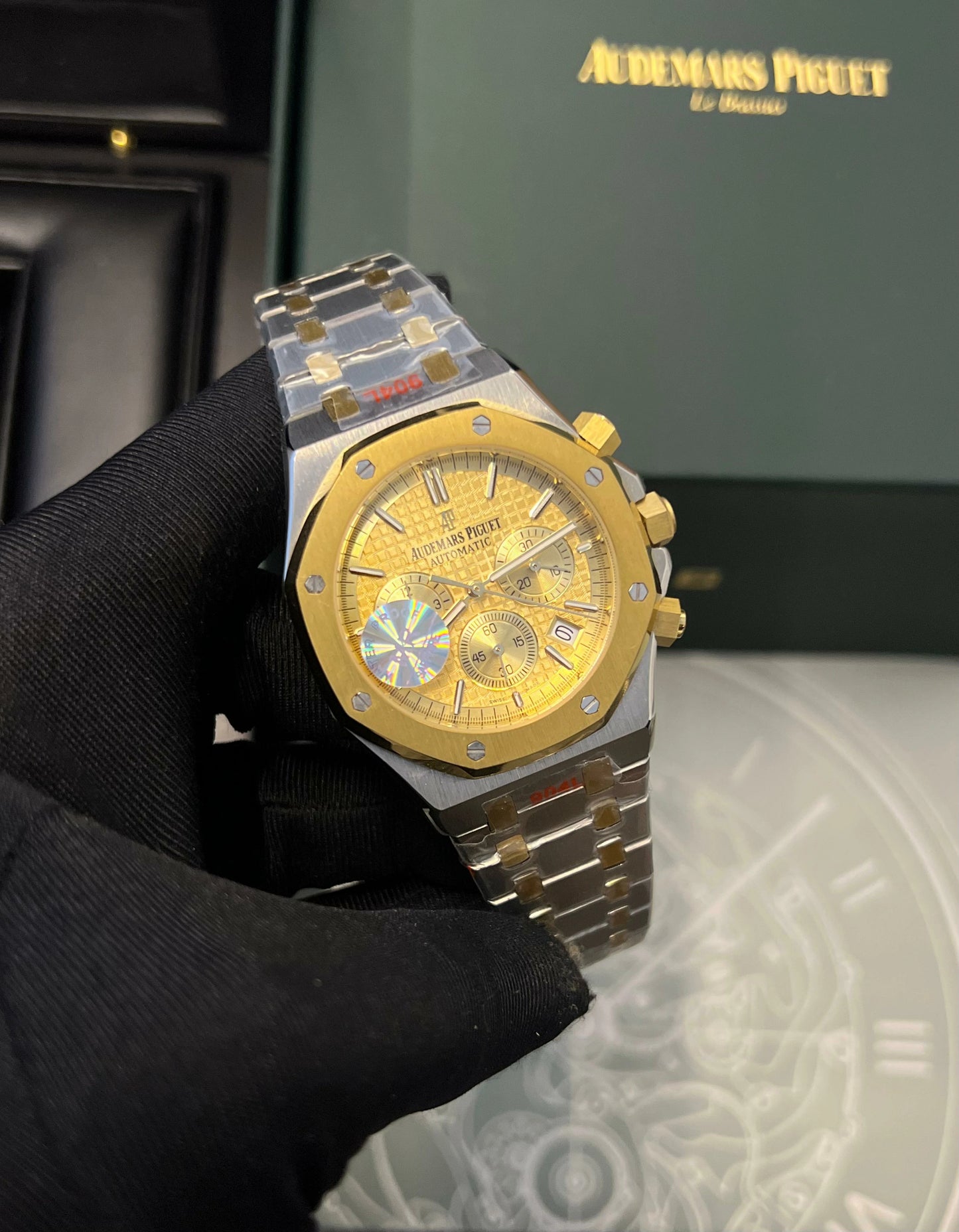 Modern Design Chronograph quartz Watch