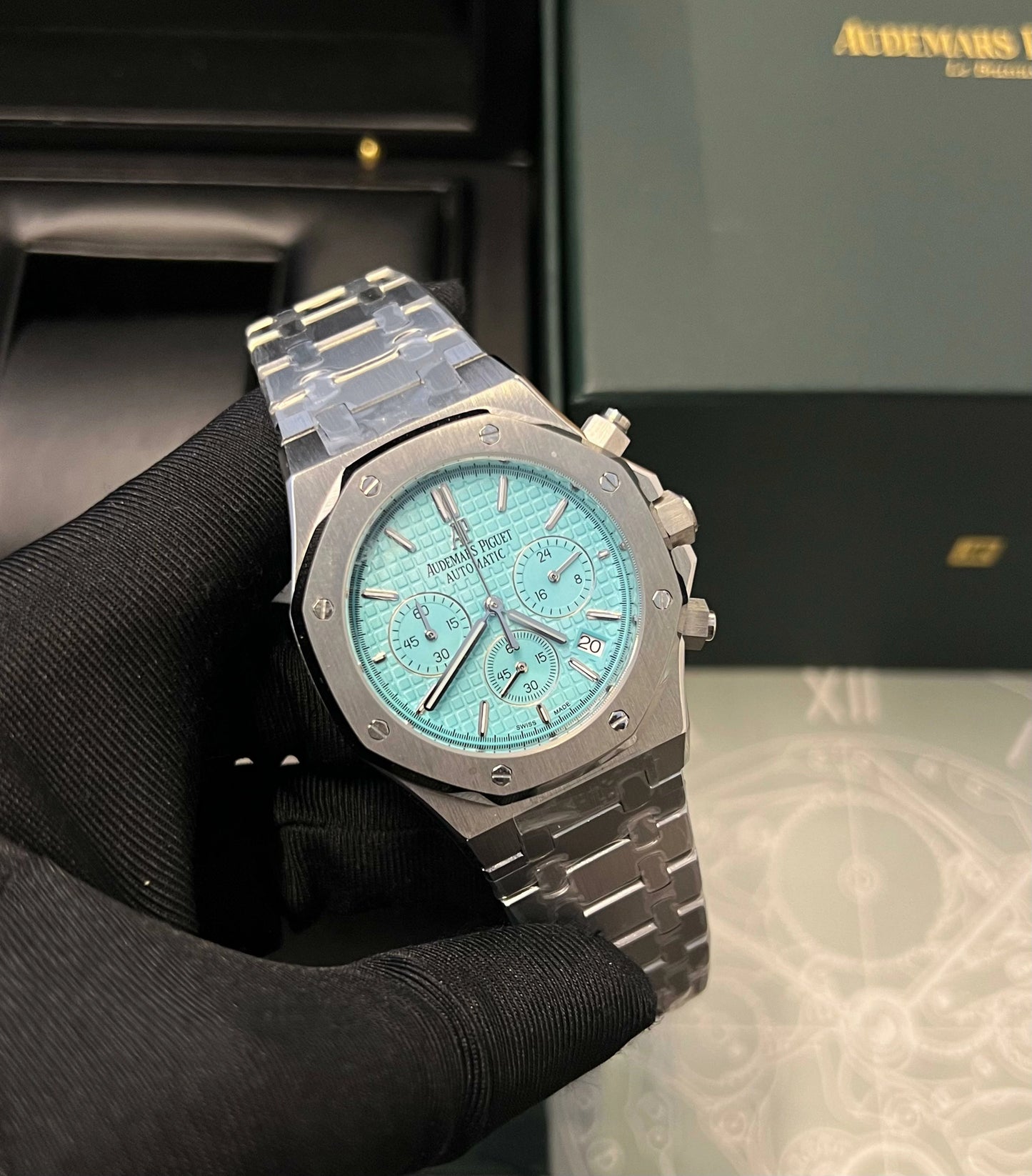 Modern Design Chronograph quartz Watch