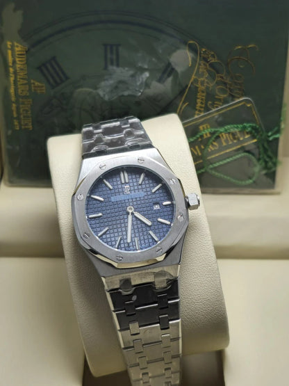 Women quartz Watch with Timeless Design