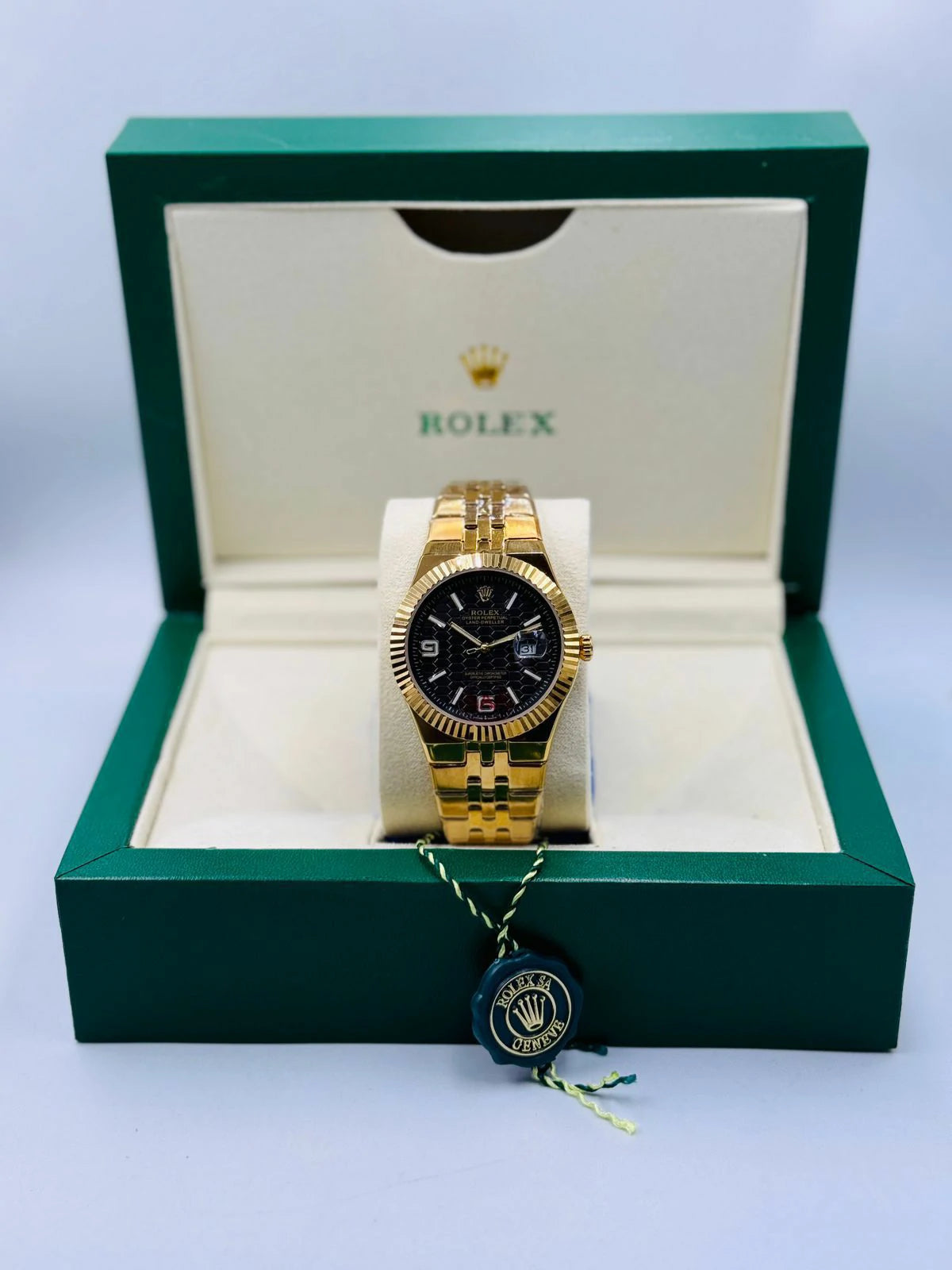 Casual & Formal Men’s Wrist Watch