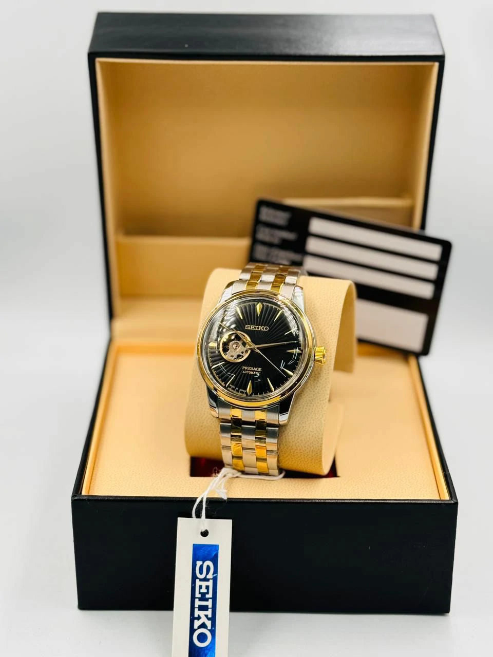 Clean & Modern Men’s  Automatic Watch