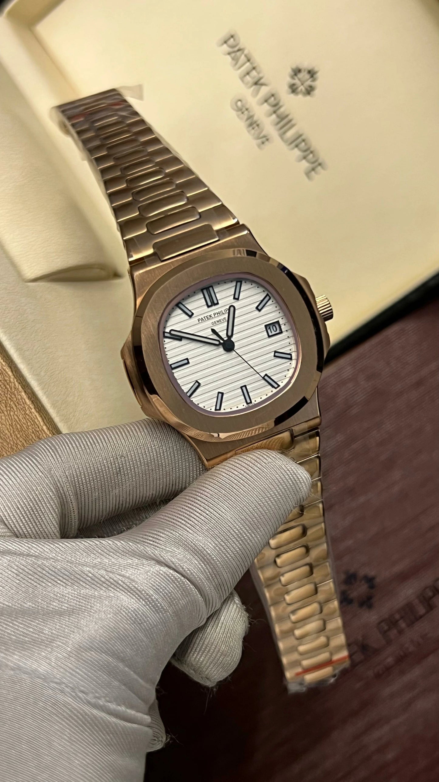 Classic Style Men’s  Automatic Wrist Watch